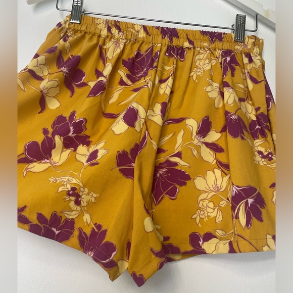 BOG Collective Floral Skort Size M - Free Shipping! - Picture 7 of 7